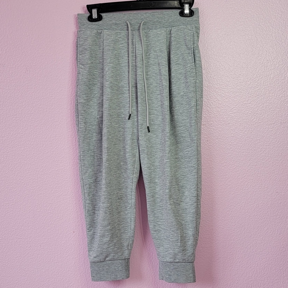Uniqlo Airism Relaxed Cropped pant/ S.